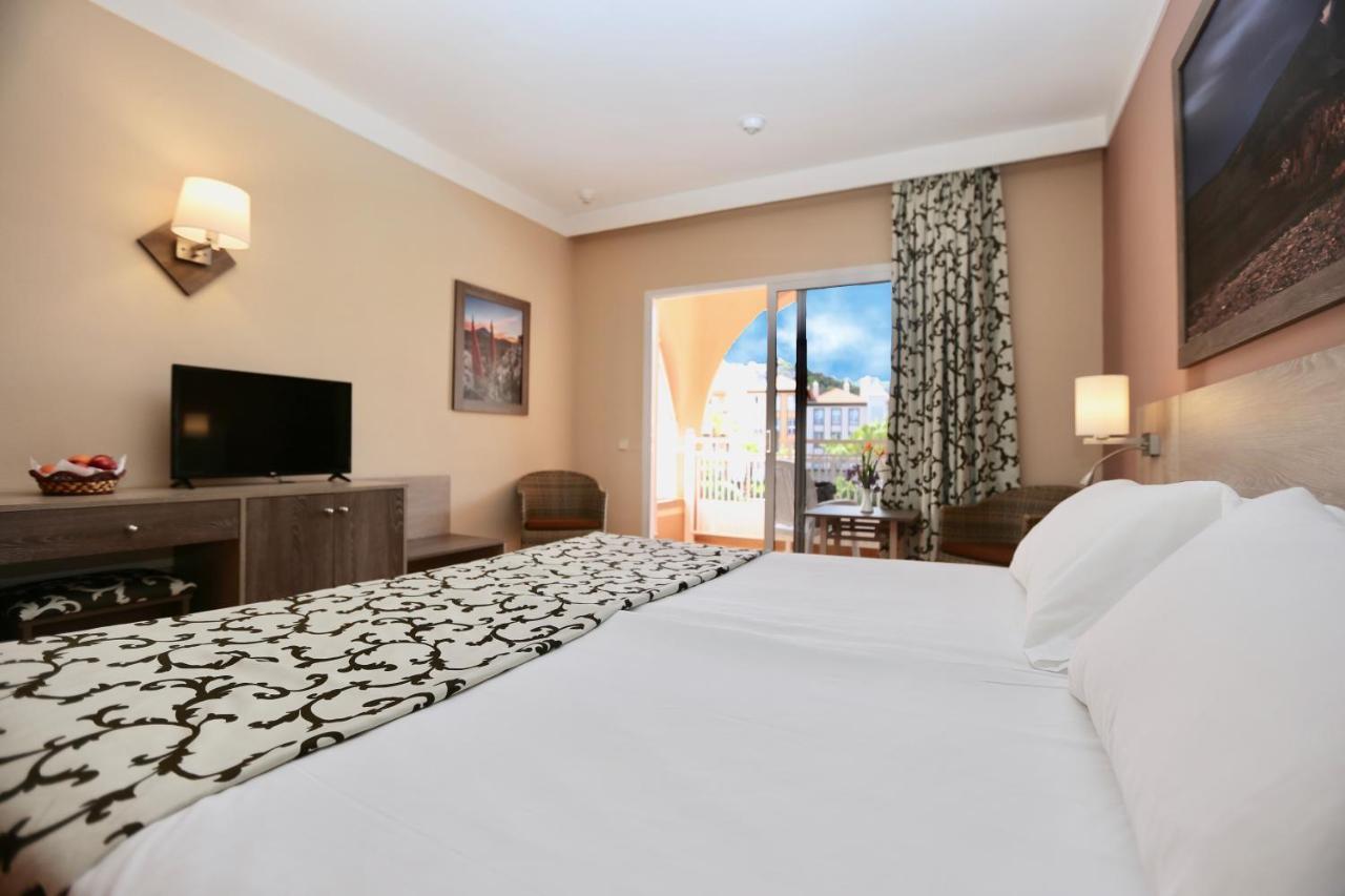 פוארטו דה לה קרוז Hotel Puerto Palace מראה חיצוני תמונה